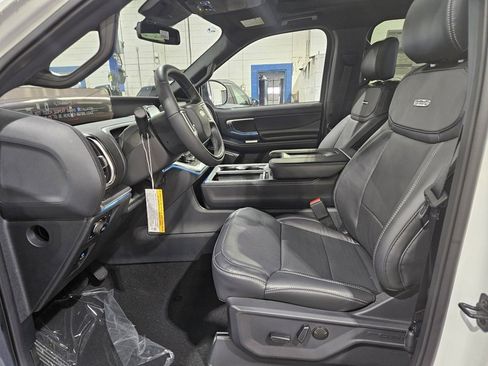 New 2025 Ford Expedition Max Platinum w/ Stealth Performance Package image 27