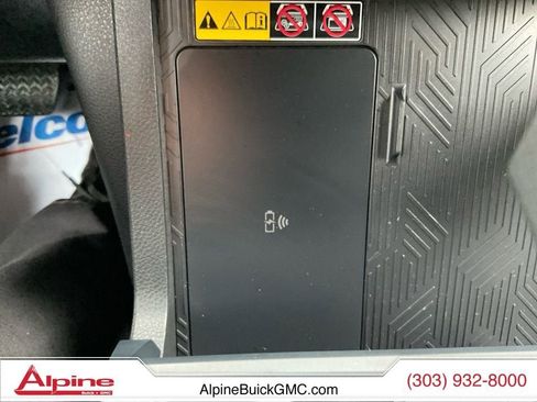Used 2025 Toyota Tacoma SR5 AWD/4WD image 24