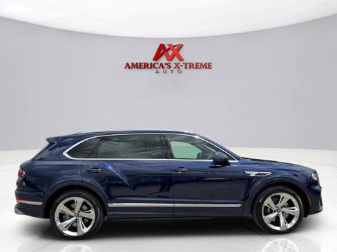 Used 2023 Bentley Bentayga Extended Wheelbase image 6