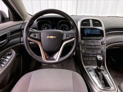 Used 2013 Chevrolet Malibu LS image 5