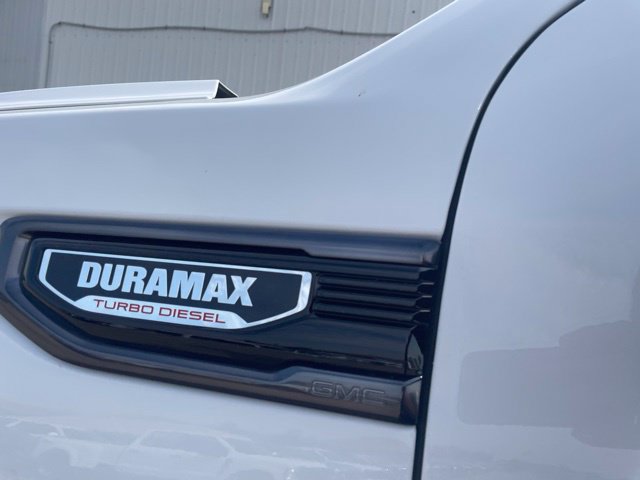 Used 2024 GMC Sierra 1500 AT4 w/ Technology Package AWD/4WD image 17