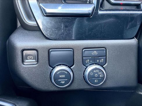 Certified 2023 GMC Sierra 1500 Elevation RWD image 33