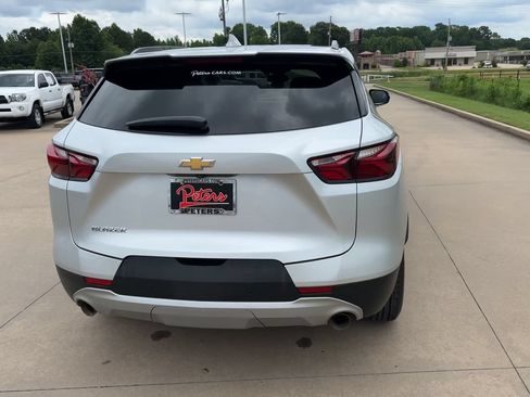 Used 2022 Chevrolet Blazer LT FWD image 8