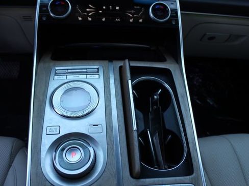 Used 2021 Genesis GV80 2.5T image 16