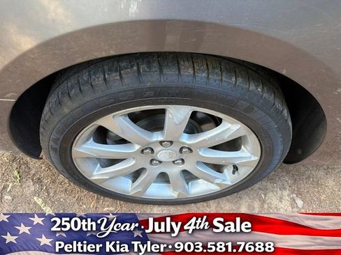 Used 2012 Buick LaCrosse Touring FWD image 12