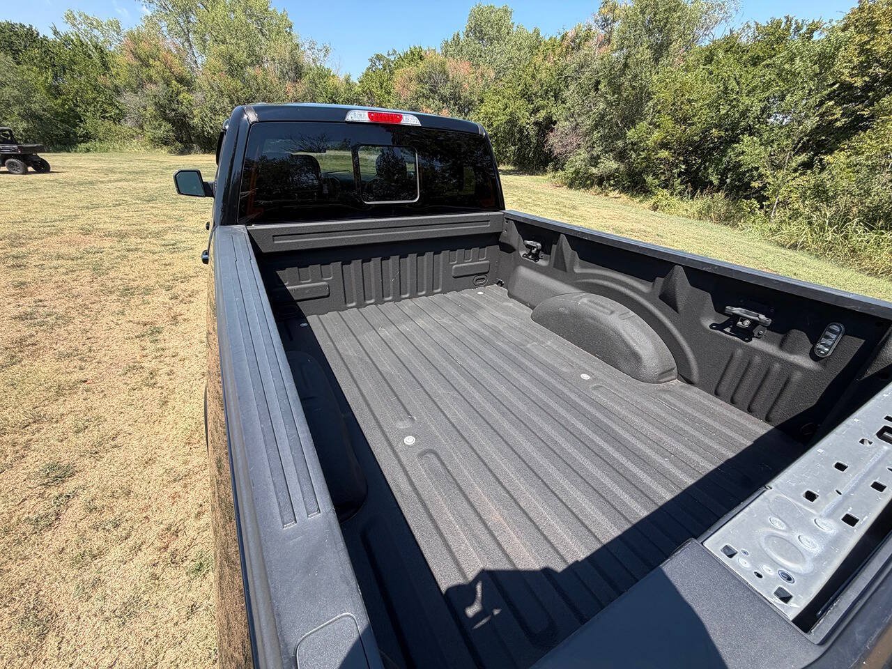 Used 2018 Ford F150 Lariat w/ Equipment Group 502A Luxury AWD/4WD image 8