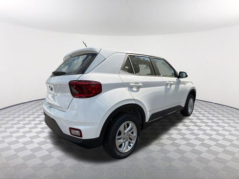 New 2026 Hyundai Venue SE FWD image 5