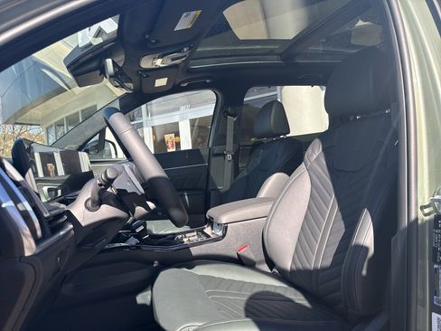 New 2026 Kia Sorento SX Prestige image 4