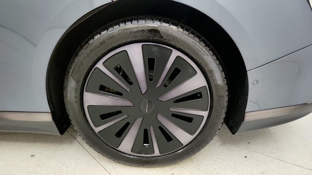 Used 2024 Lucid Air Pure RWD image 81