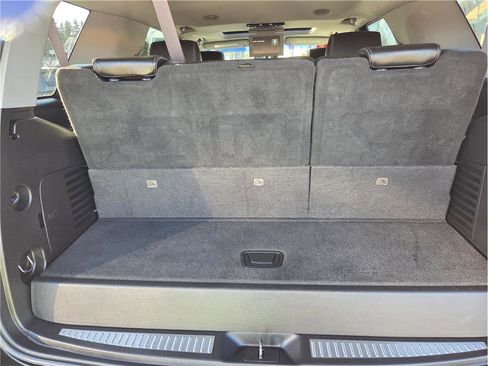 Used 2017 GMC Yukon Denali image 33