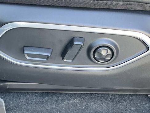 New 2026 Jeep Grand Wagoneer Limited image 23