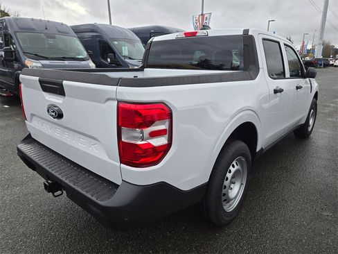 New 2026 Ford Maverick XL image 5
