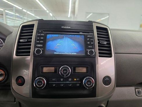Used 2019 Nissan Frontier SL AWD/4WD image 24