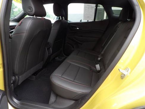 Used 2025 Chevrolet Trax RS w/ Driver Confidence Package FWD image 31