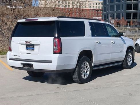 Used 2019 GMC Yukon XL SLT w/ Open Road Package AWD/4WD image 6