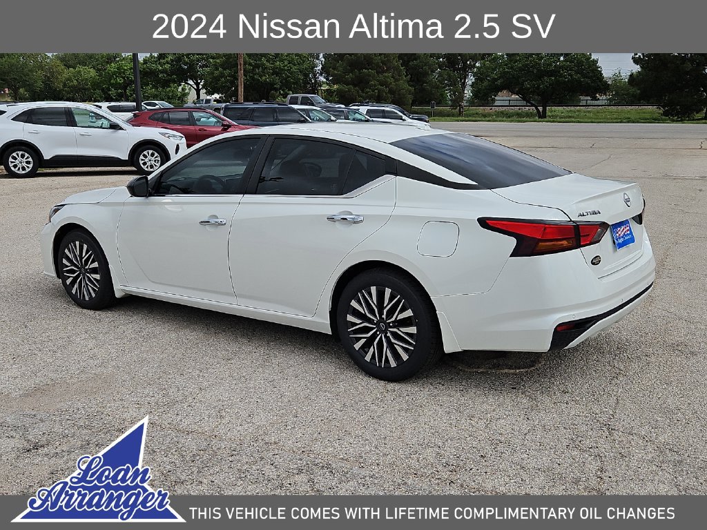 Used 2024 Nissan Altima 2.5 SV FWD image 8