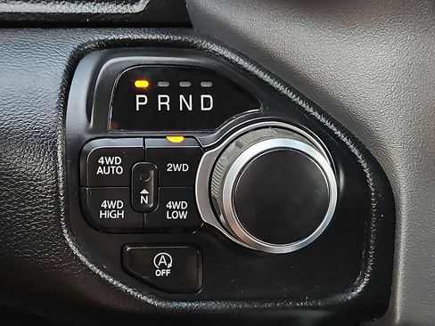 Used 2021 RAM 1500 Big Horn image 27