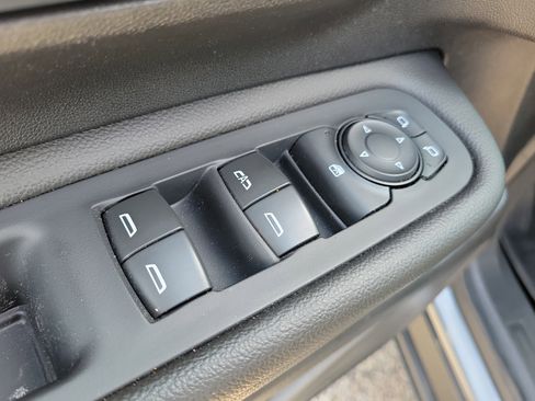Used 2020 GMC Terrain SLE FWD image 19