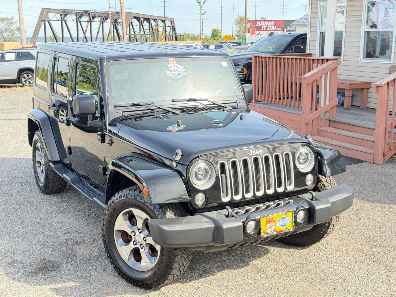 Used 2016 Jeep Wrangler Unlimited Sahara w/ Connectivity Group AWD/4WD image 2