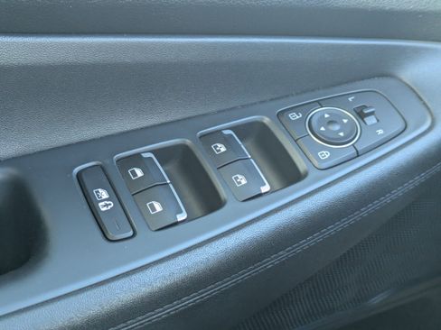 Used 2022 Hyundai Santa Fe XRT FWD image 25