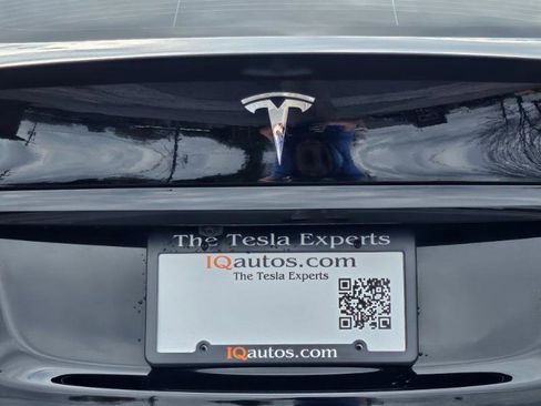 Used 2022 Tesla Model S Plaid image 19