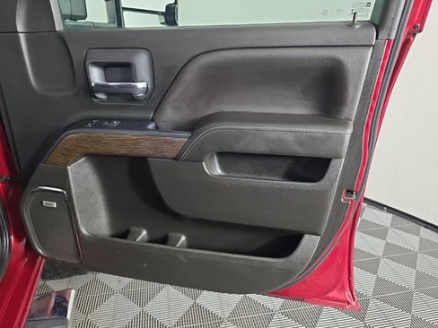 Used 2018 GMC Sierra 3500 Denali w/ Duramax Plus Package image 41