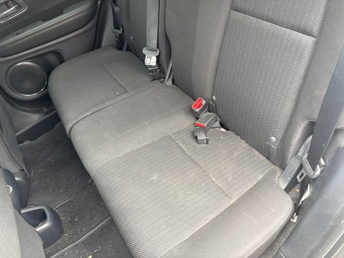 Certified 2018 Honda HR-V EX image 33