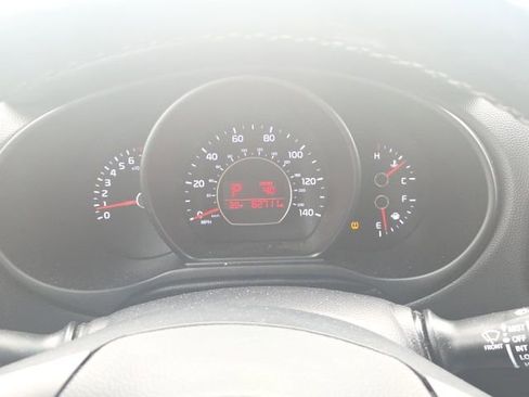 Used 2019 Kia Soul + image 37