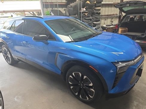 Used 2024 Chevrolet Blazer EV RS AWD/4WD image 5