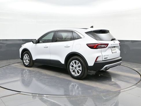 Certified 2024 Ford Escape Active w/ Tech Pack #1 image 5