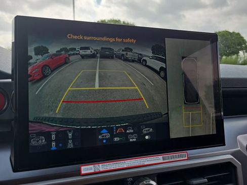 New 2026 Toyota 4Runner TRD Off-Road Premium AWD/4WD image 23