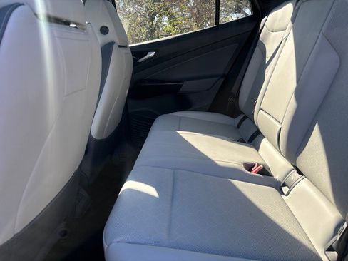 Used 2022 Volkswagen ID.4 Pro S image 11