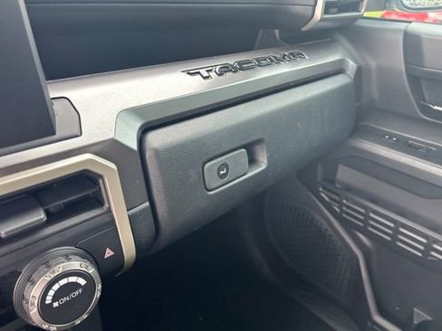 Used 2024 Toyota Tacoma SR5 RWD image 31