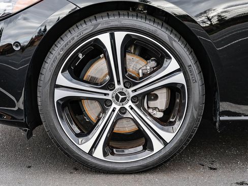 Certified 2025 Mercedes-Benz C 300 Sedan image 9