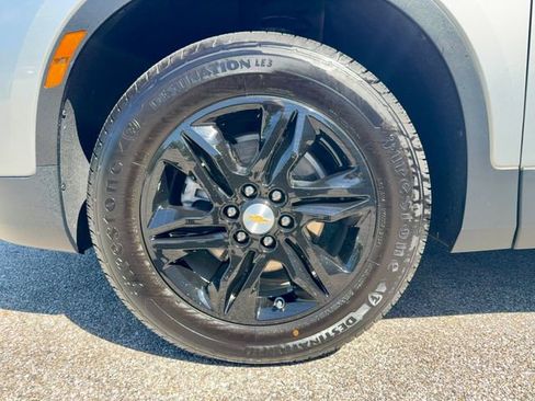 Used 2021 Chevrolet Blazer LT FWD image 29