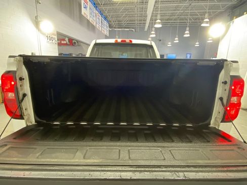 Used 2018 Chevrolet Silverado 1500 LT w/ All Star Edition AWD/4WD image 28