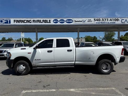 Used 2022 RAM 3500 Tradesman AWD/4WD image 9