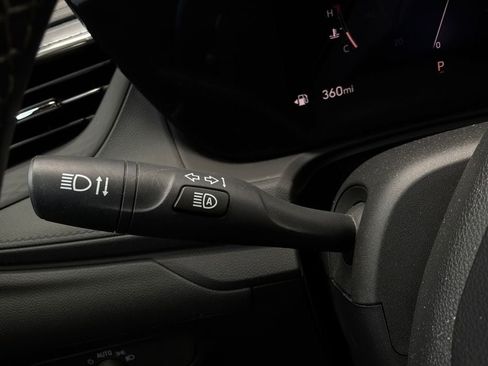 Used 2025 Buick Encore GX Preferred FWD image 33