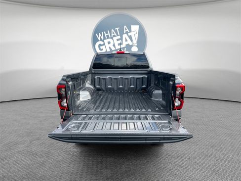 Used 2024 Ford Ranger Lariat w/ Trailer Tow Package image 25