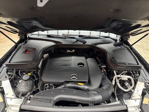 Used 2021 Mercedes-Benz GLC 300 4MATIC Coupe image 26