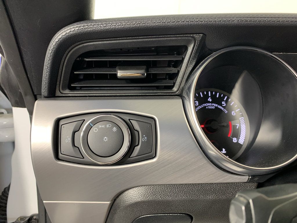 Used 2022 Ford Mustang Premium RWD image 18
