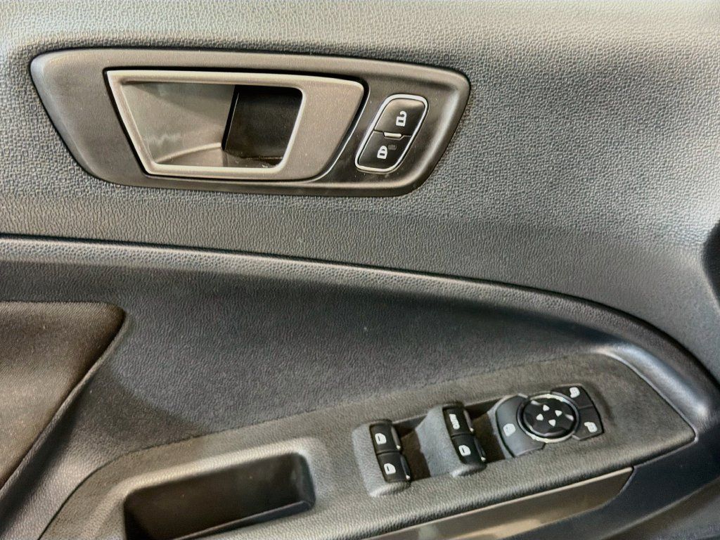 Used 2020 Ford EcoSport SE AWD/4WD image 13