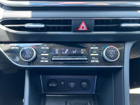 Used 2022 Hyundai Sonata Limited w/ Cargo Package FWD image 5