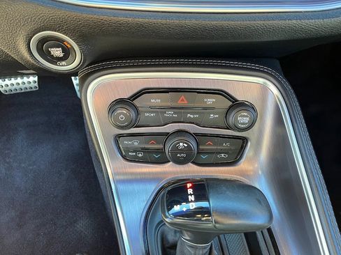 Used 2018 Dodge Challenger R/T Scat Pack image 19