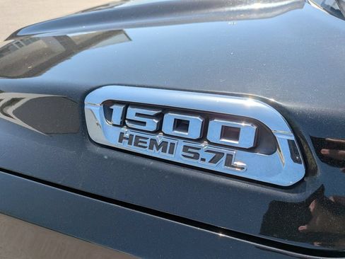 Used 2020 RAM 1500 Laramie RWD image 11