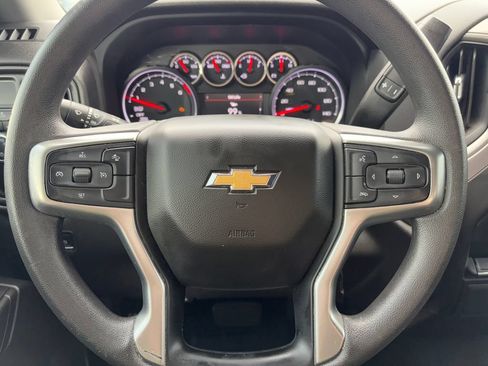 Used 2022 Chevrolet Silverado 1500 Custom w/ Safety Confidence Package RWD image 11