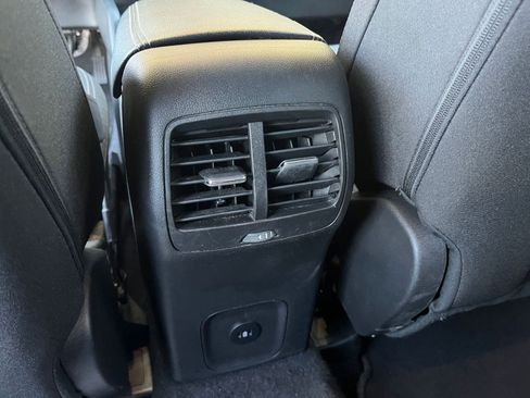 Used 2023 Ford Escape Active image 24