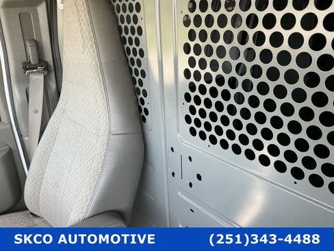 Used 2020 Chevrolet Express 2500 w/ Communications Package image 27