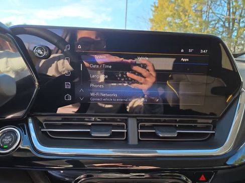 New 2026 Chevrolet Trax ACTIV w/ Driver Confidence Package image 25