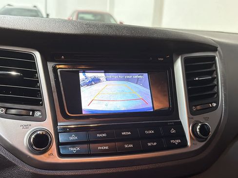 Used 2017 Hyundai Tucson SE w/ SE Popular Package 02 AWD/4WD image 16